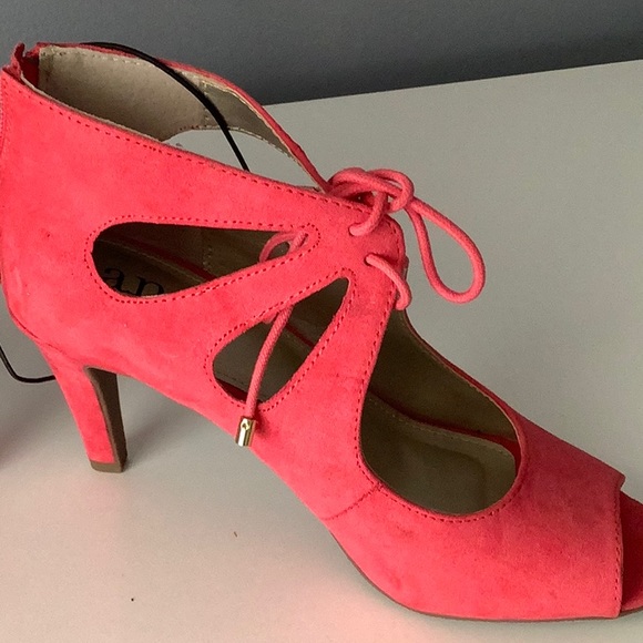 Pink stiletto NWOT - Picture 4 of 5